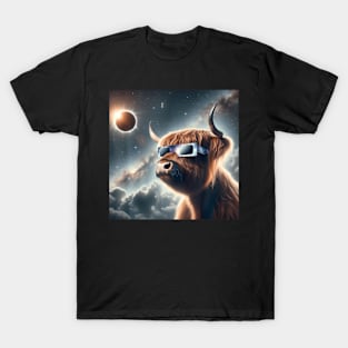 2024 Solar Eclipse Highland Cow ing Totality T-Shirt